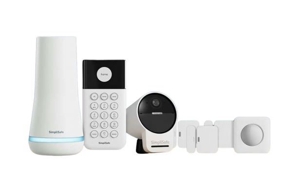 SimpliSafe Is The Best RV Temperature Monitor For Pets